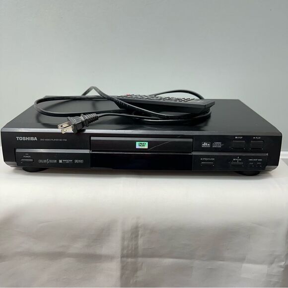 Toshiba DVD player SD-1700 colorstream spatializer dolby digital. - Picture 1 of 8